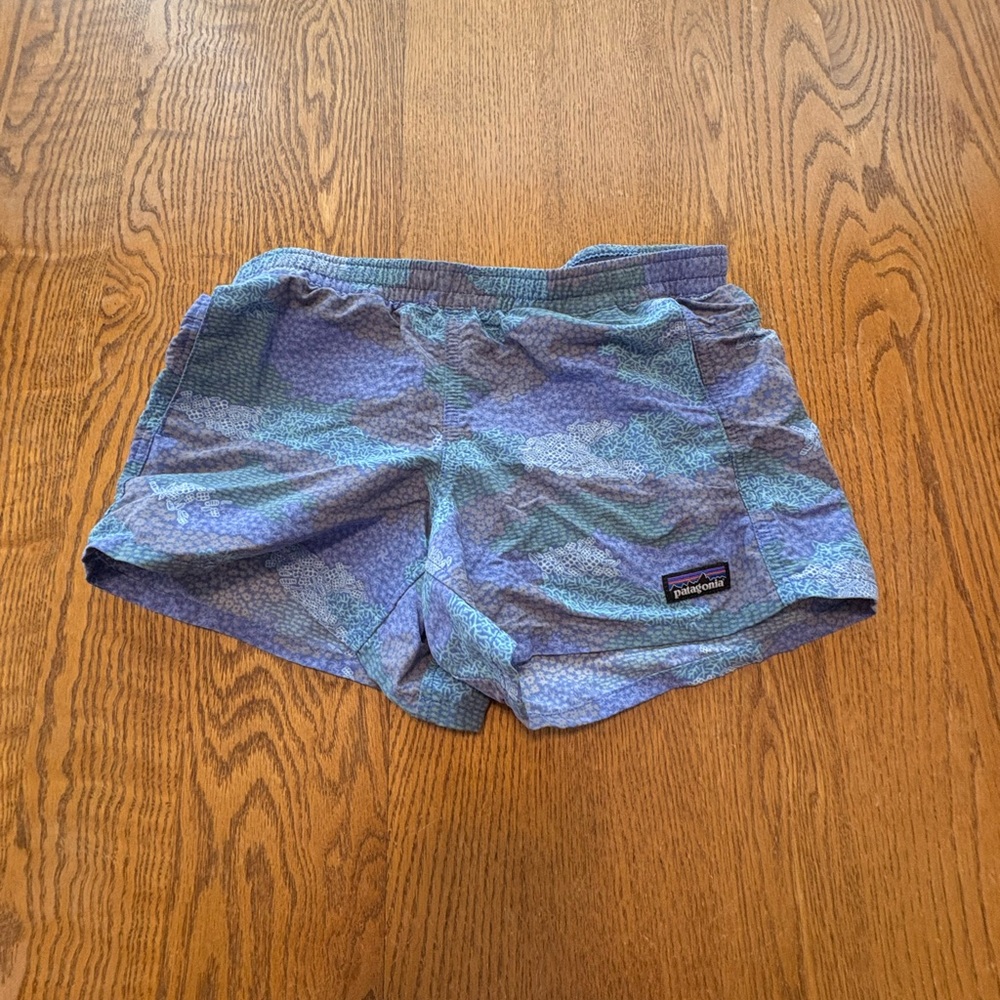 Patagonia Girls Baggies shorts size L Blue Green Purple